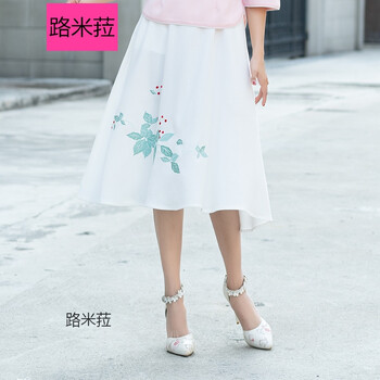 甜美半身裙，打造優(yōu)雅少女風(fēng)