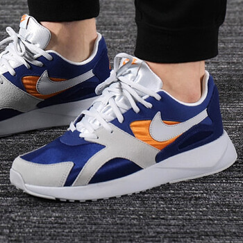 耐克（NIKE）跑步鞋916776-402 