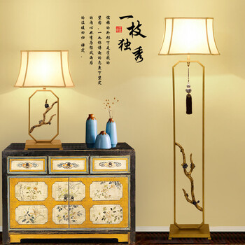 精美實木擺件，提升客廳檔次感