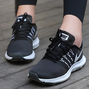 耐克（NIKE）跑步鞋909006-001/RUN SWIFT 