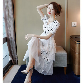 復(fù)古連衣裙，讓你變身性感女神