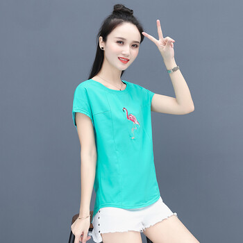 圓領(lǐng)短袖上衣，打造清爽小仙女