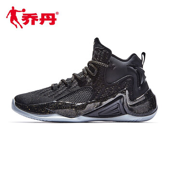 減震籃球戰(zhàn)靴，讓你稱霸全場(chǎng)