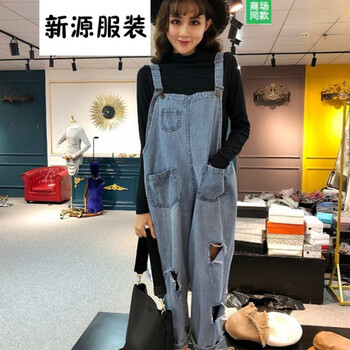 時尚牛仔背帶褲，讓你變身大長腿