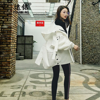 蝙蝠風(fēng)衣短款