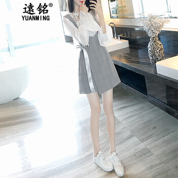 簡約風連衣裙，塑造優(yōu)雅小仙女