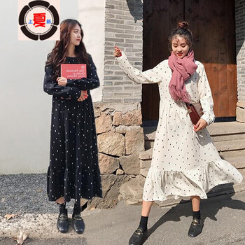 時(shí)尚小白上衣，夏日清涼又吸睛