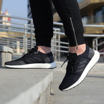 Adidas跑步鞋AH2319 40
