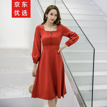 撞色連衣裙，打造都市少女范