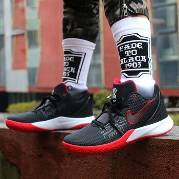 耐克（NIKE）籃球鞋AO4438-016/ZOOM AIR 黑紅 偏小 