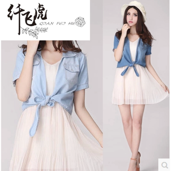 性感露肩裙，讓你變身浪漫女神