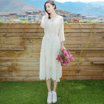 希爾愛瑪（SHELLEMMA） 純色 刺繡 連衣裙
