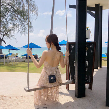 精致蕾絲裙，女神的氣質(zhì)小心機