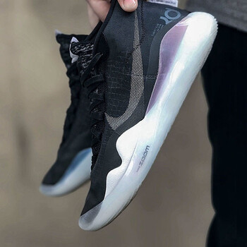 耐克（NIKE）籃球鞋AR4230-001 黑白(現(xiàn)貨） 
