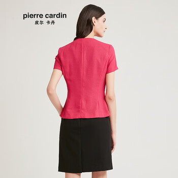 時(shí)尚修身風(fēng)衣，讓你穿出氣質(zhì)范