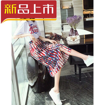 圓領(lǐng)復古連衣裙，打造優(yōu)雅小女人