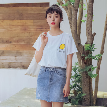 時尚條紋連衣裙，夏日出游更吸睛