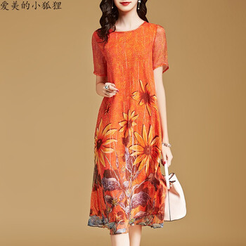 撞色連衣裙，塑造優(yōu)雅小仙女