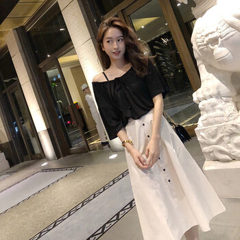 高腰半身裙，塑造優(yōu)雅女神