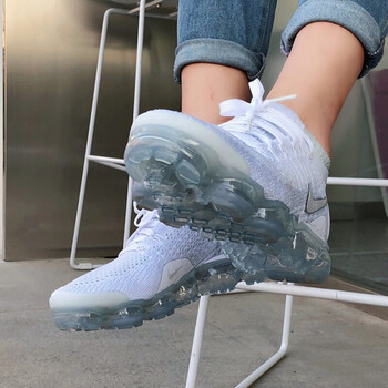 耐克（NIKE）跑步鞋942842-105/全掌氣墊 后跟反光條 