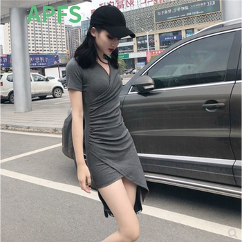 莫代爾氣質(zhì)長(zhǎng)裙