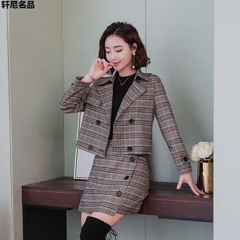 純色雪紡裙，塑造性感小仙女