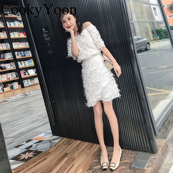 CookyYoon 純色 羽毛，露肩，不規(guī)則，花邊，提花，立體裁剪 連衣裙