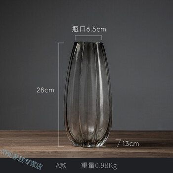精美玻璃擺件，讓客廳變得更溫馨