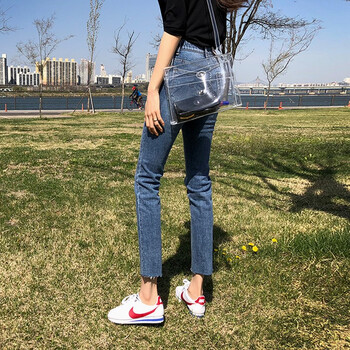 深藍色牛仔可