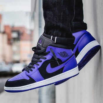 耐克（NIKE）籃球鞋554725-051 42