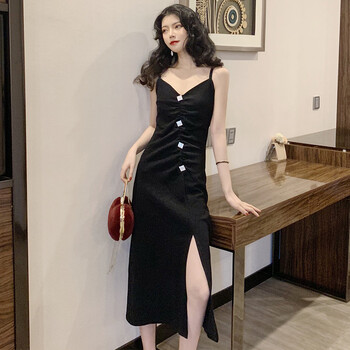 純色長裙，打造優(yōu)雅小仙女范