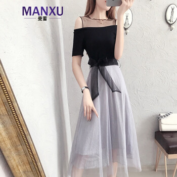 曼蓄（MANXU） 純色 拼接，蕾絲 連衣裙