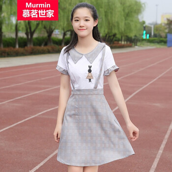 經(jīng)典蕾絲連衣裙，打造優(yōu)雅小仙女