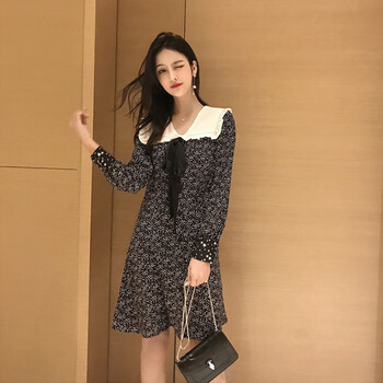 甜美蕾絲連衣裙，打造優(yōu)雅女人味