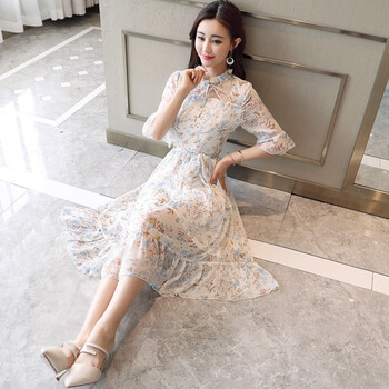 優(yōu)雅條紋連衣裙，打造浪漫女神