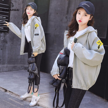 Q&BEARMAI 連帽 長(cháng)袖 女 短外套 口袋，拉鏈，印花，貼布