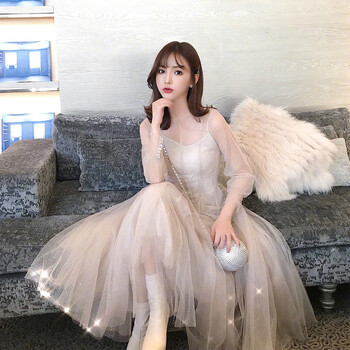圓領(lǐng)連衣裙，打造百搭小仙女