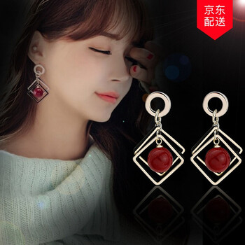 長款耳環(huán)，讓你的臉煥然一新