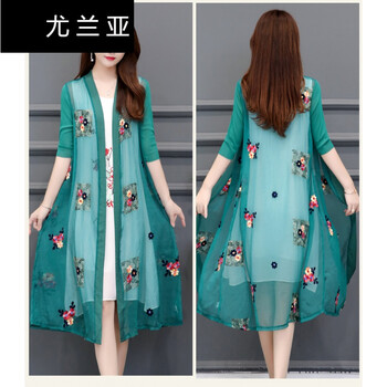 寬松牛仔外套，打造你的少女心