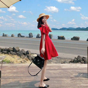 網(wǎng)紗連衣裙，讓你的夏日仙氣十足