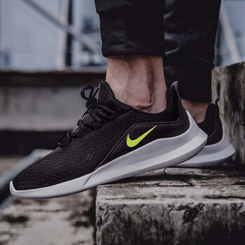 耐克（NIKE）跑步鞋黑白橙標(biāo)AA2181-010 