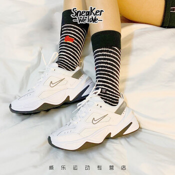 耐克(Nike)跑步鞋BQ3378-100 