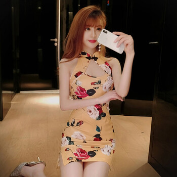氣質(zhì)蕾絲裙，打造性感女神范