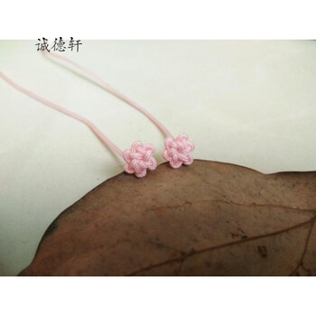 流蘇耳環(huán)，美出街拍范