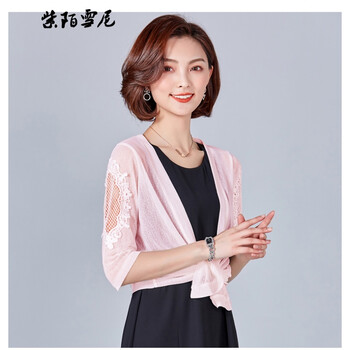 時(shí)尚牛仔外套，青春減齡又吸睛