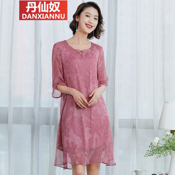 小胸裙，打造優(yōu)雅少女風(fēng)