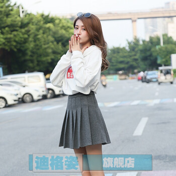 俏皮短裙，打造性感小仙女