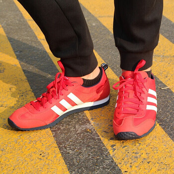 阿迪達斯（adidas）板鞋DB0463 40