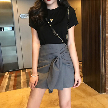 個(gè)性短款上衣，微胖妹子的好幫手