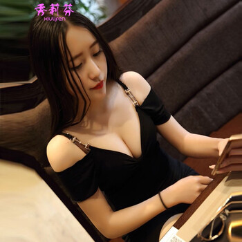 秀莉芬（Xiulifen） 純色 深V款 連衣裙
